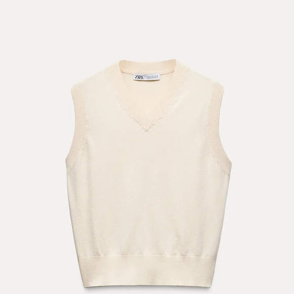 Zara Sweaters - ZARA Plain Knit Sweater Vest Size Small